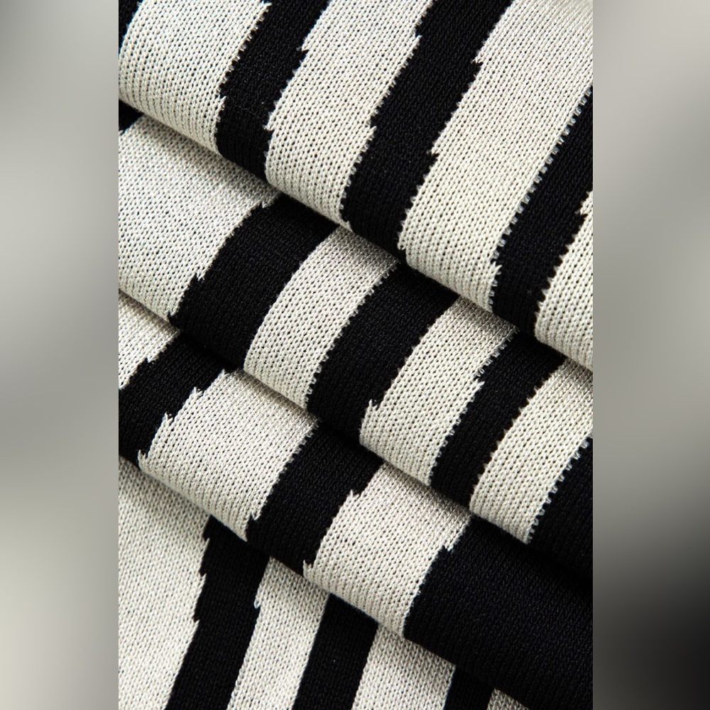 186. Micas Contrast Stripe Round Neck Knit Maxi Dress XL - Picture 4 of 4